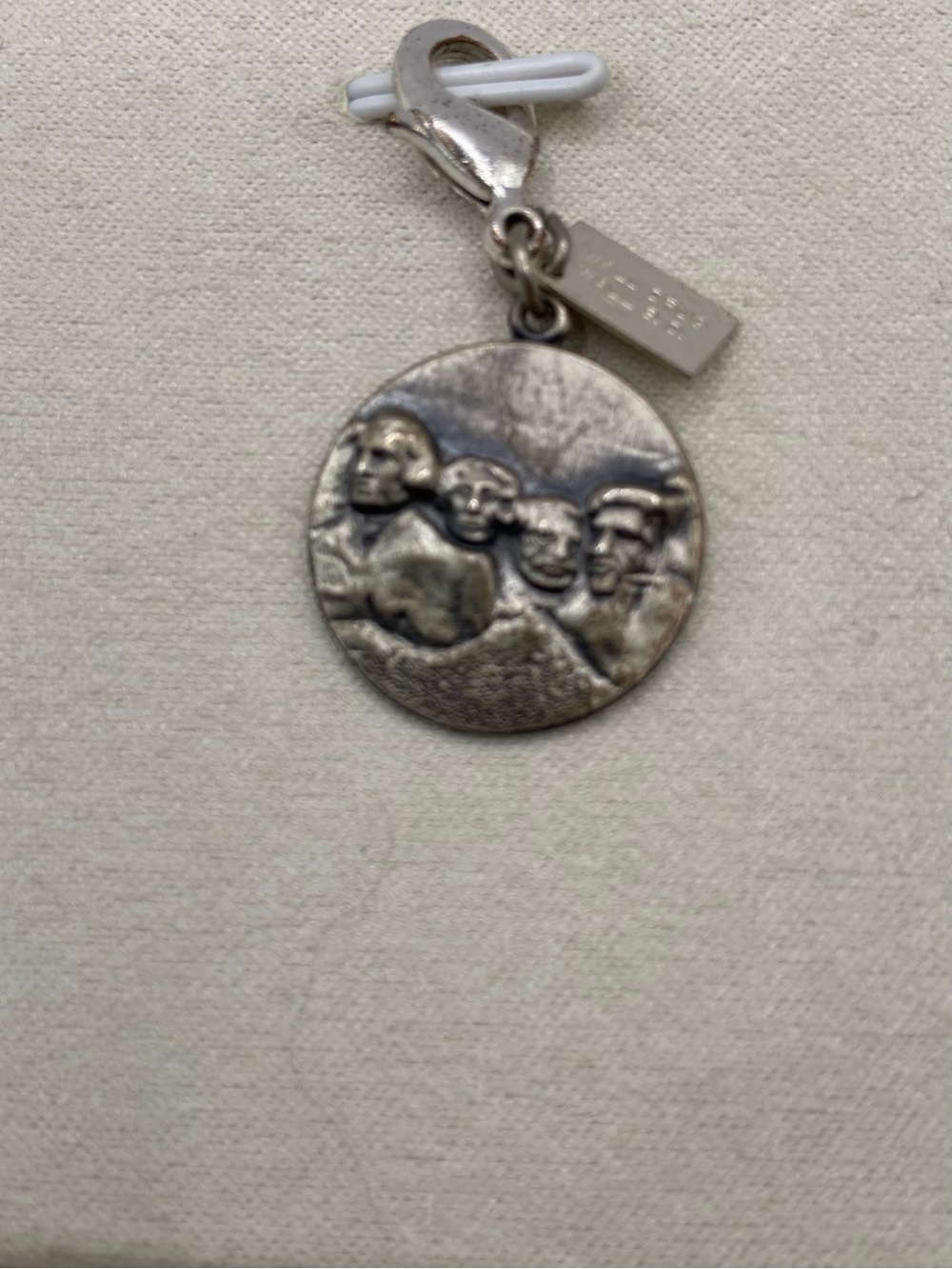 Vintage Sterling Silver Mt Rushmore Charm Pendant Collectible
